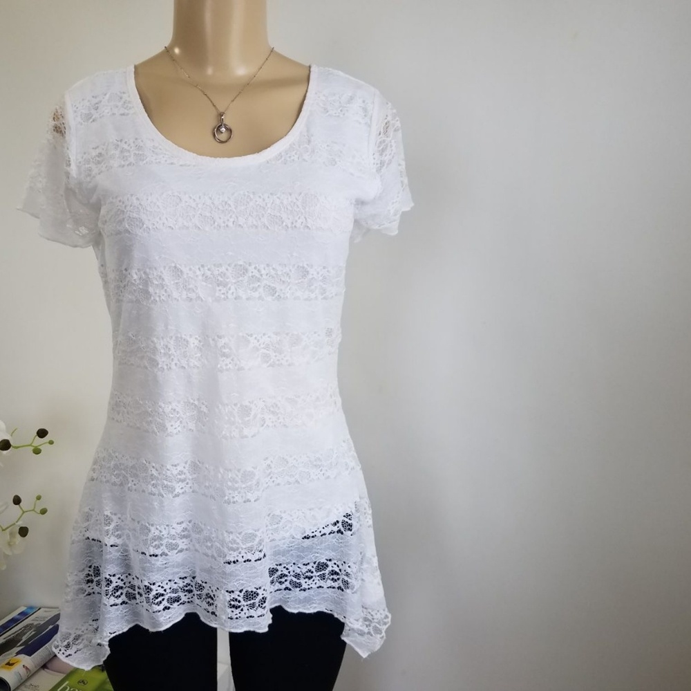 Sexy Shannon Ford Lacey overlay top size Large